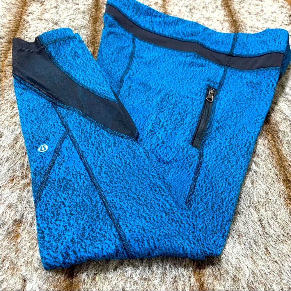 Lululemon Wunder Under Leggings- Luon Spray Jacquard Shocking Blue Black Size 8